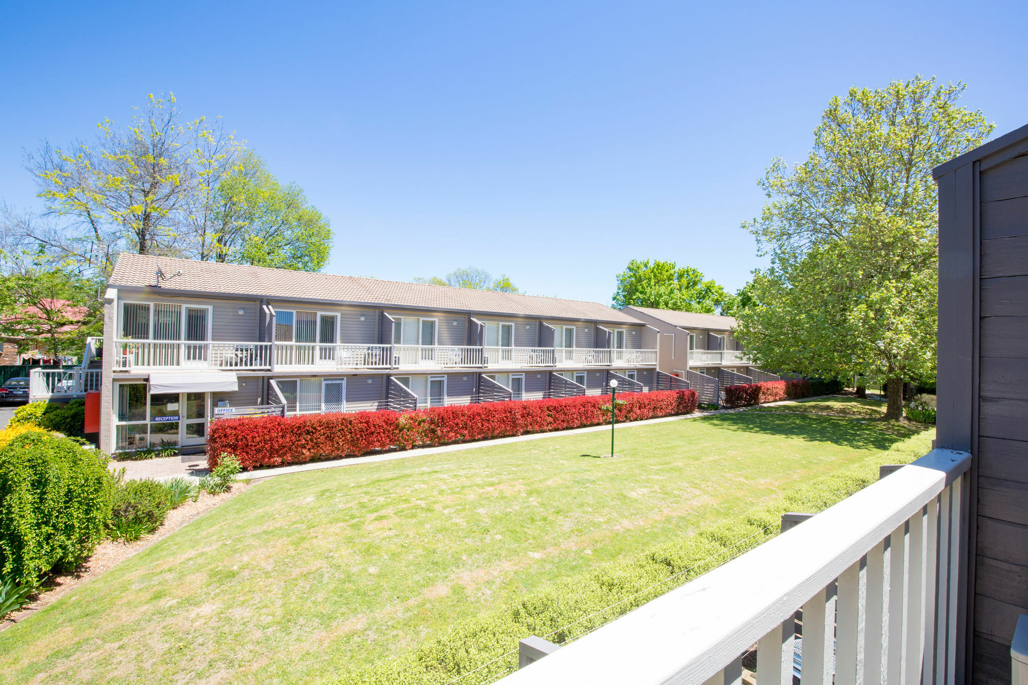 Summer East Apartments Orange Exterior photo